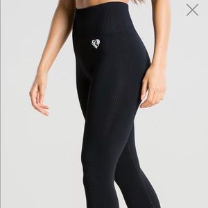 Black Womens best brand power seamless leggings